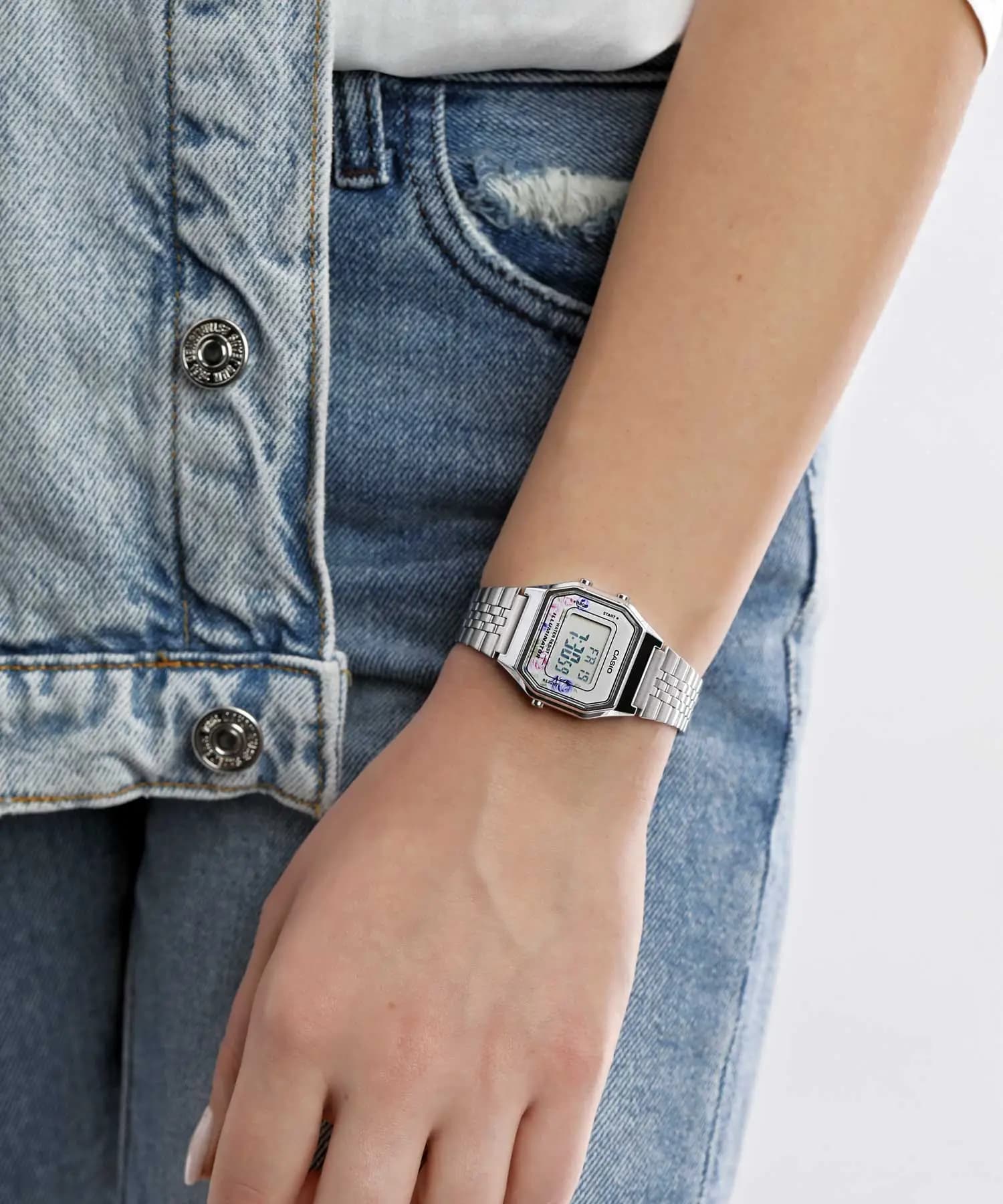ساعت مچی زنانه اصل کاسیو (casio) زیرمجموعه استاندارد مدل LA680WA-4CDF — تصویر ۵