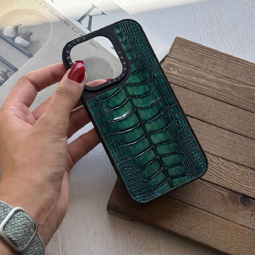قاب آینه ای چاپی سفارشی (کد 0482) مدل تمساح – Crocodile مناسب برای گوشی موبایل اپل آیفون Apple iPhone 7 / 8 / SE 2020 / 7 Plus / 8 Plus / X / XS / XR / XS Max / 11 / 11 Pro / 11 Pro Max / 12 / 1 — تصویر ۲