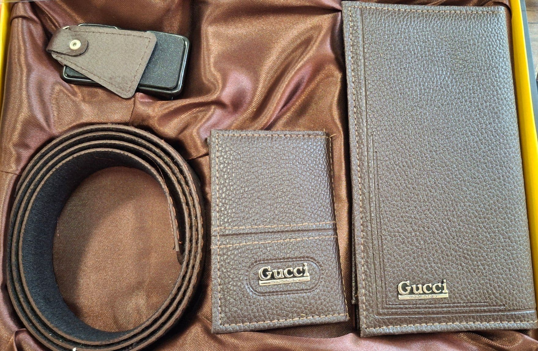 ست هدیه مردانه 5 تکه برند GUCCI کد b094