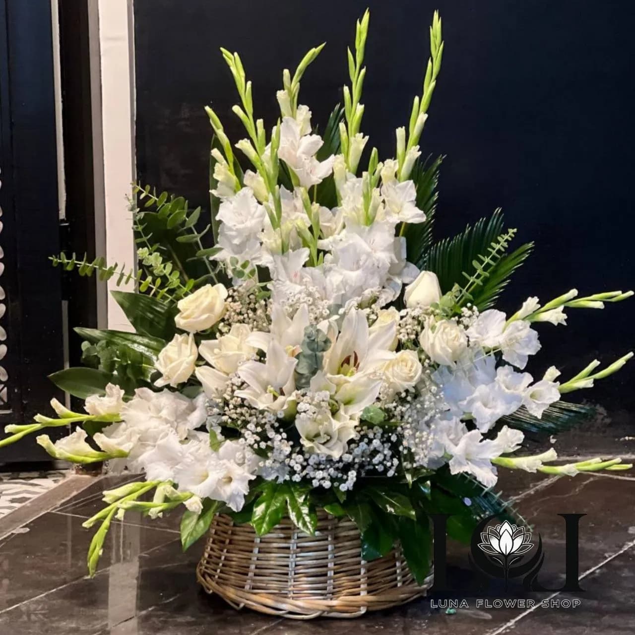 سبد گل طبیعی ترحیم SL504