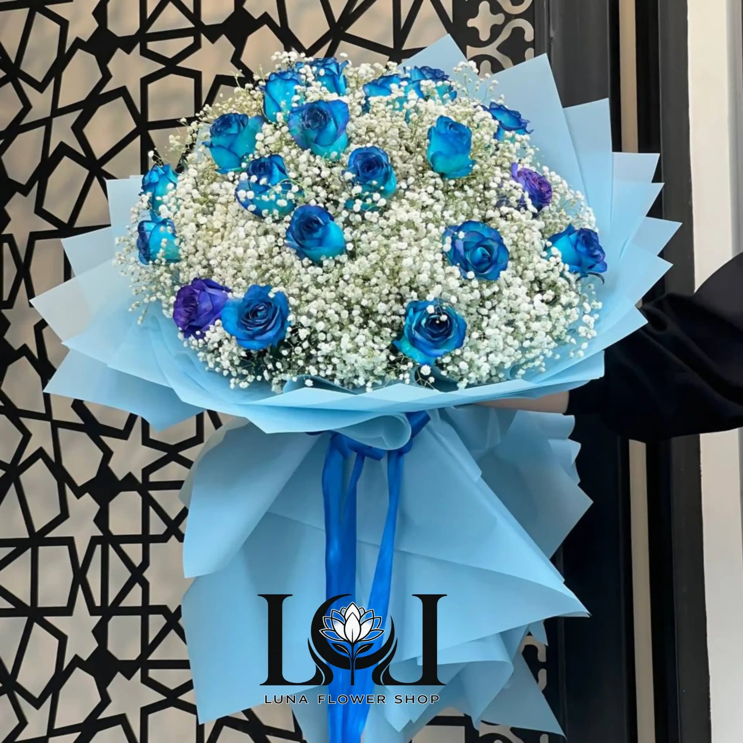 دسته گل رز هلندی آبی ۲۰ شاخه DL166