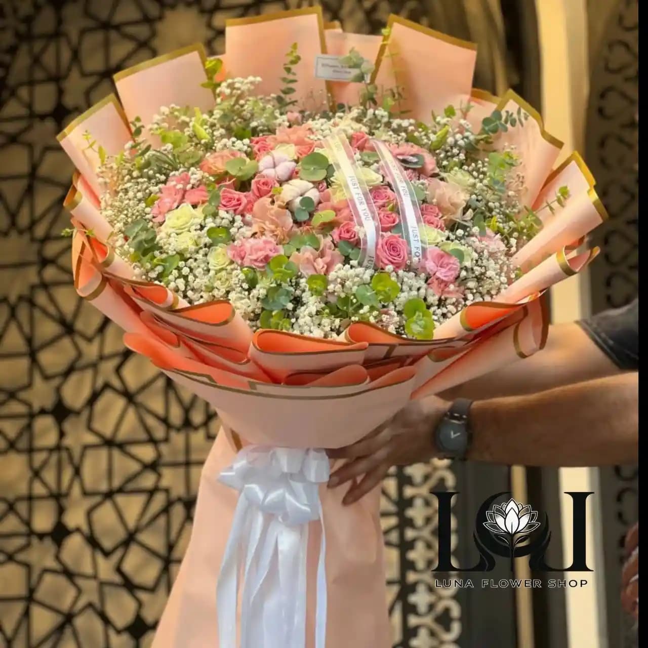 دسته گل رز مینیاتوری DL152
