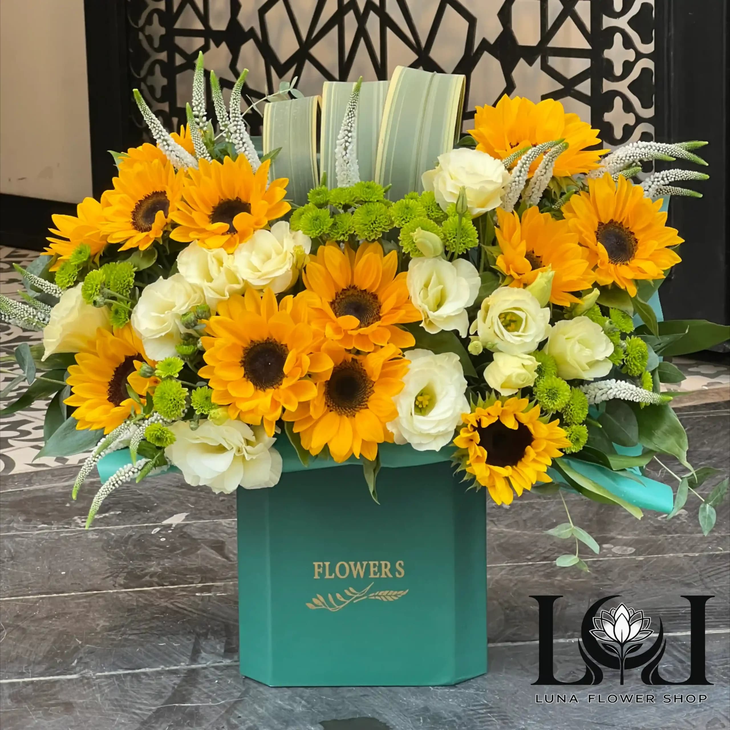 باکس گل BL154