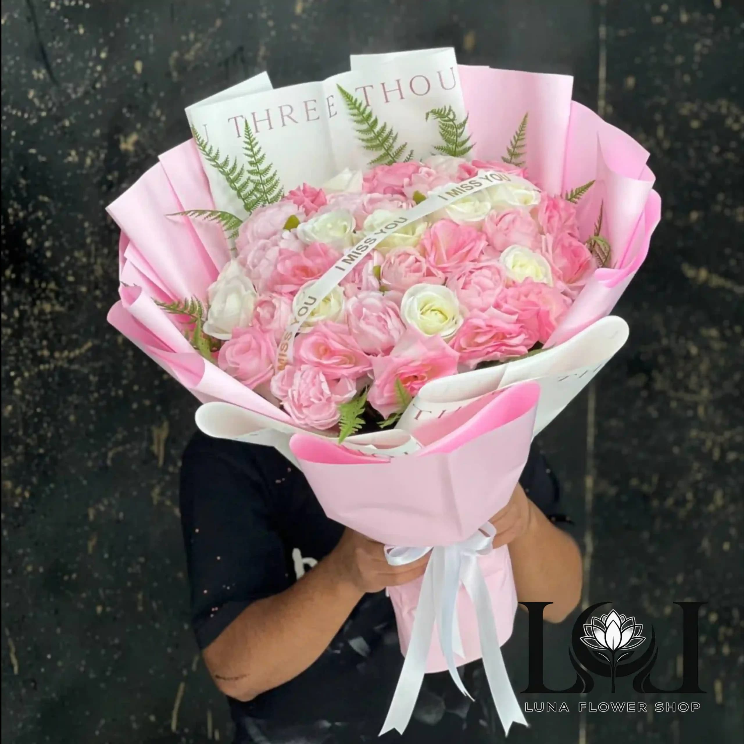 دسته گل رز مصنوعی AL103