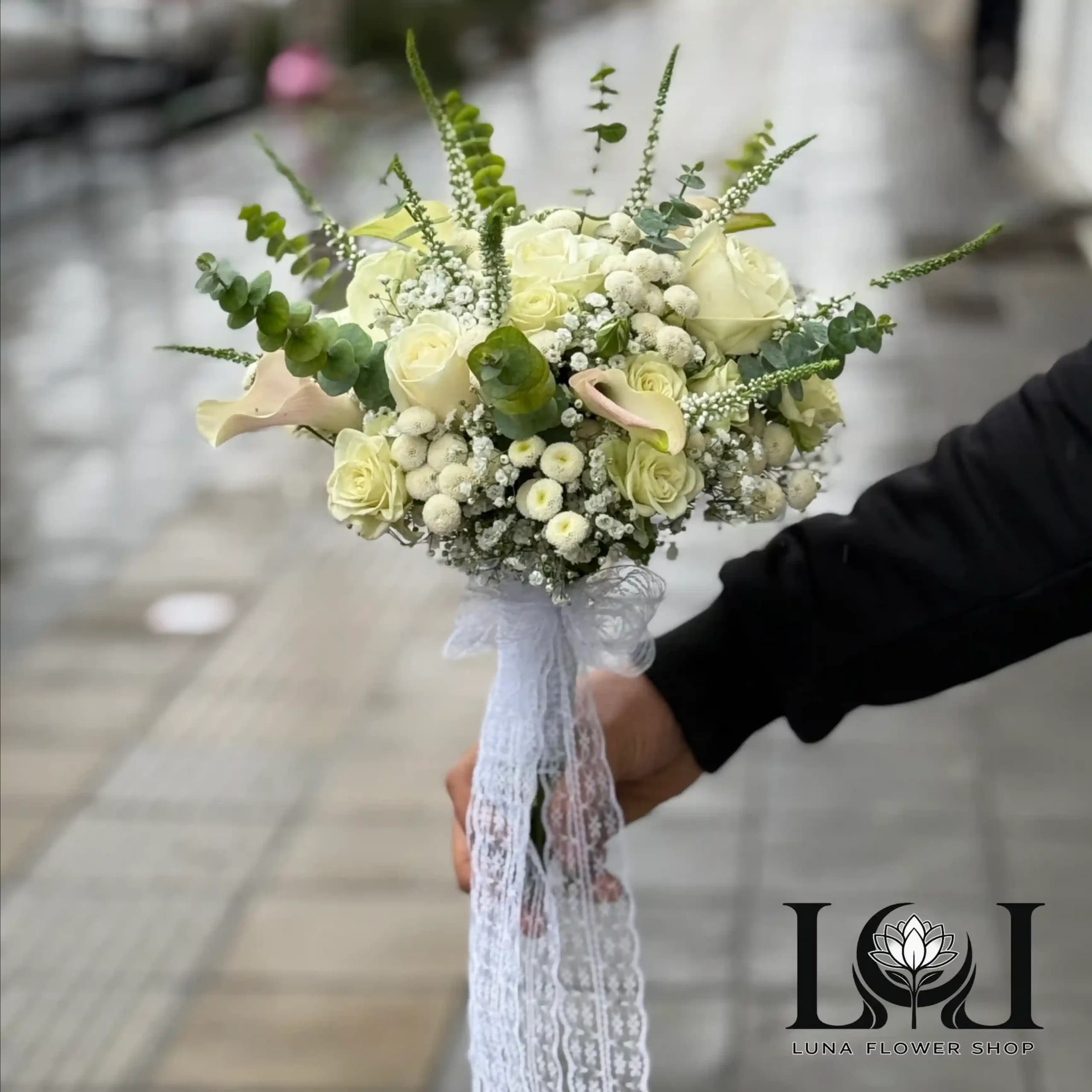 دسته گل عروس DL106 — تصویر ۲