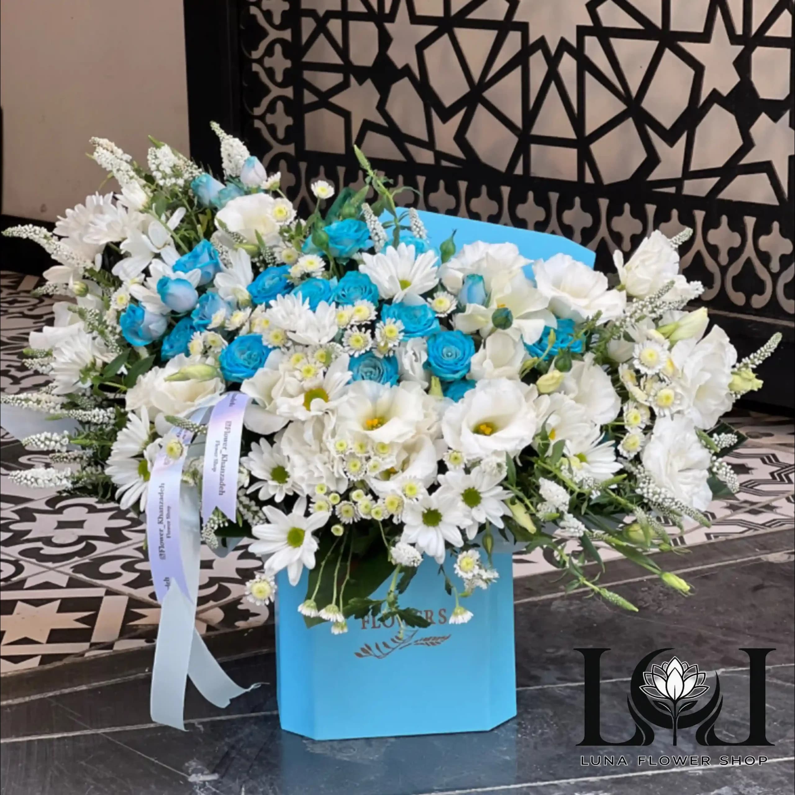 باکس گل کلاهدارBL124