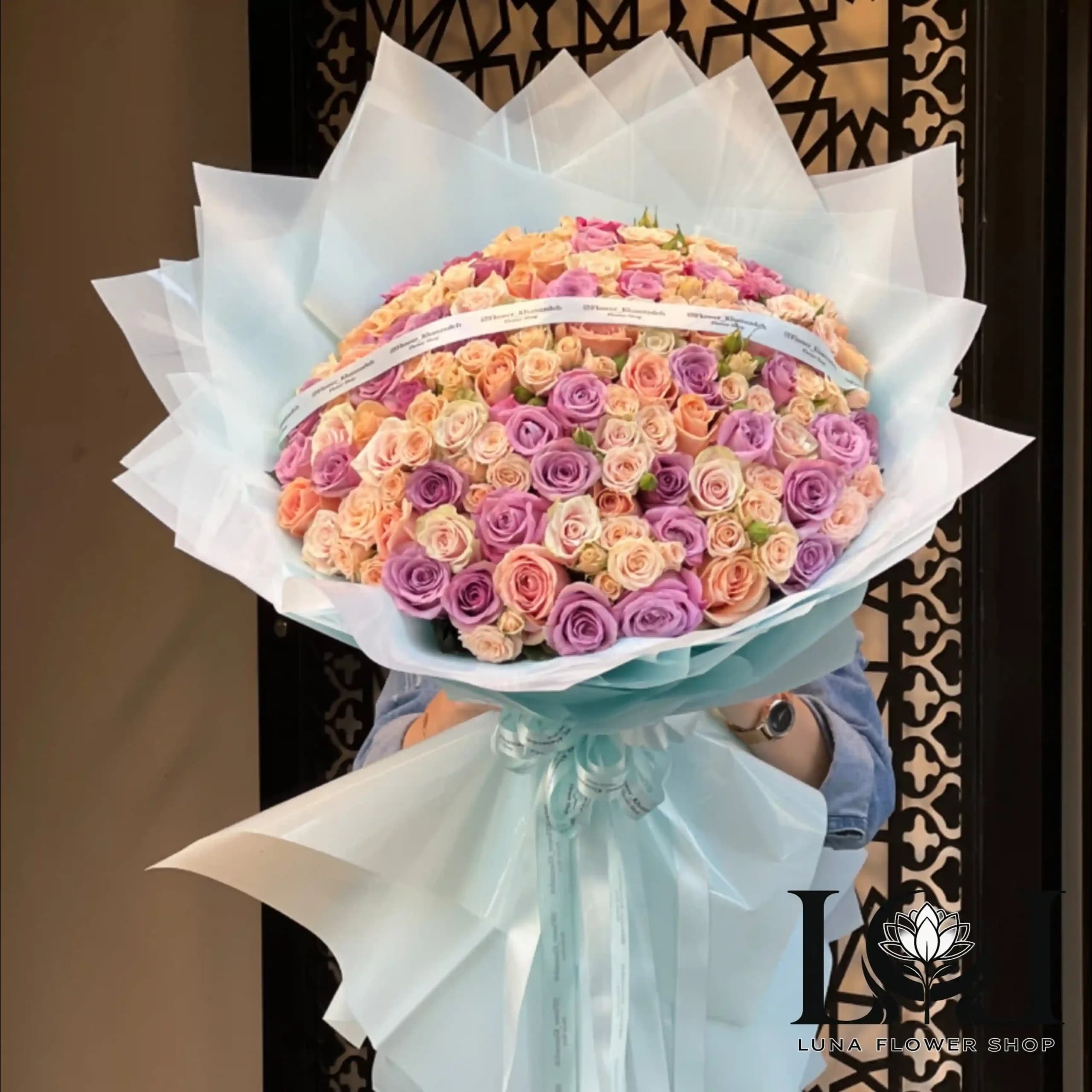دسته گل رز DL116