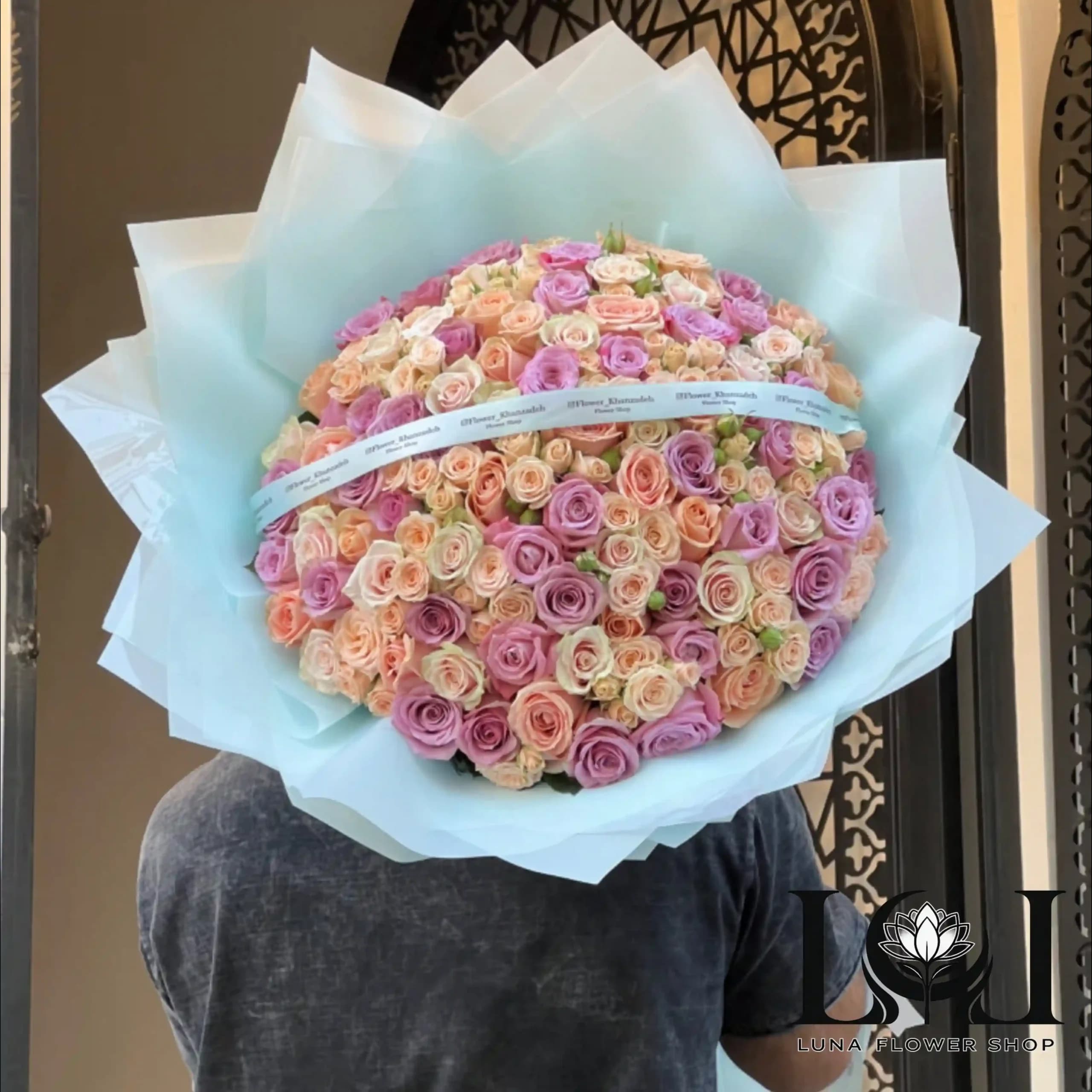 دسته گل رز DL116 — تصویر ۲