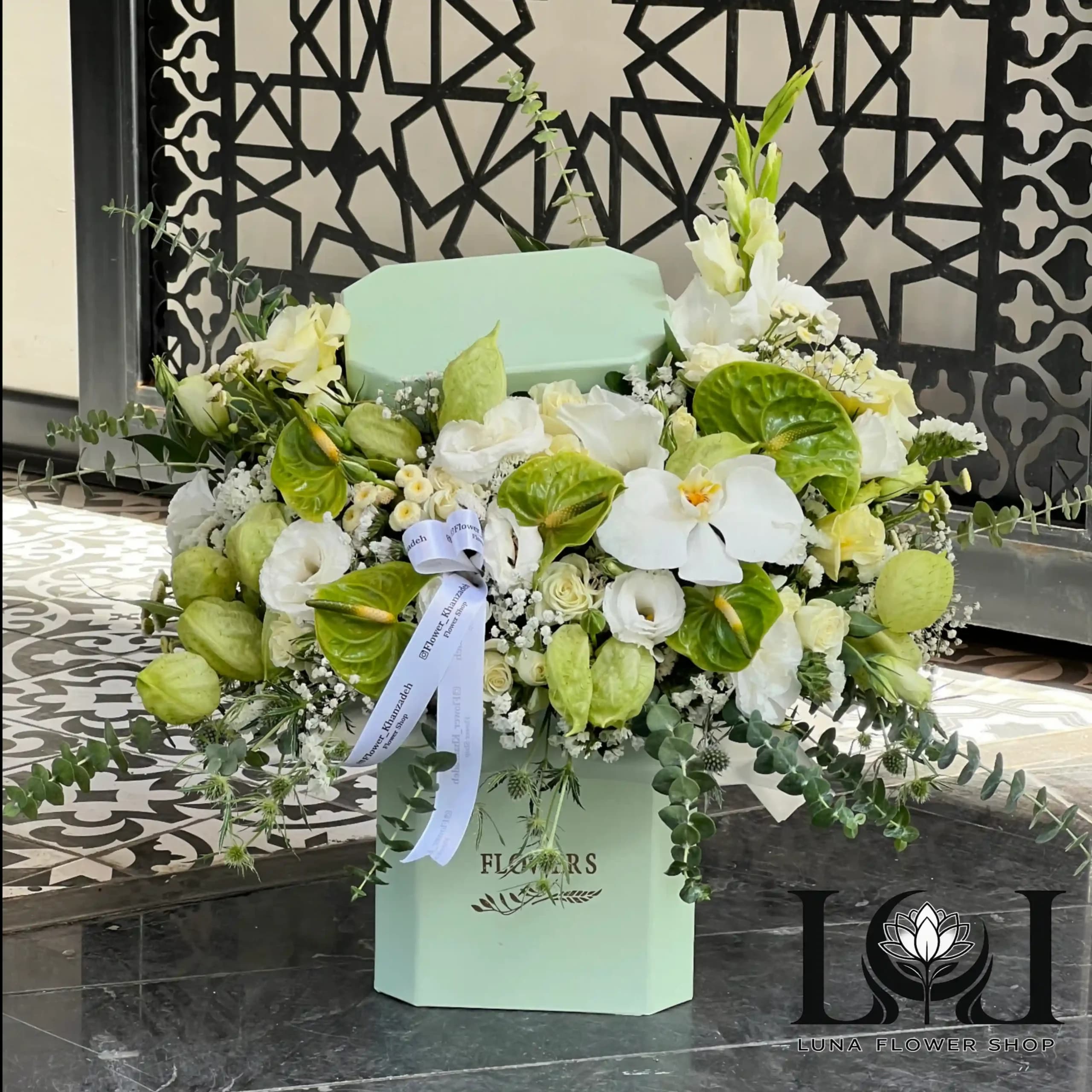 باکس گل کلاهدار BL129