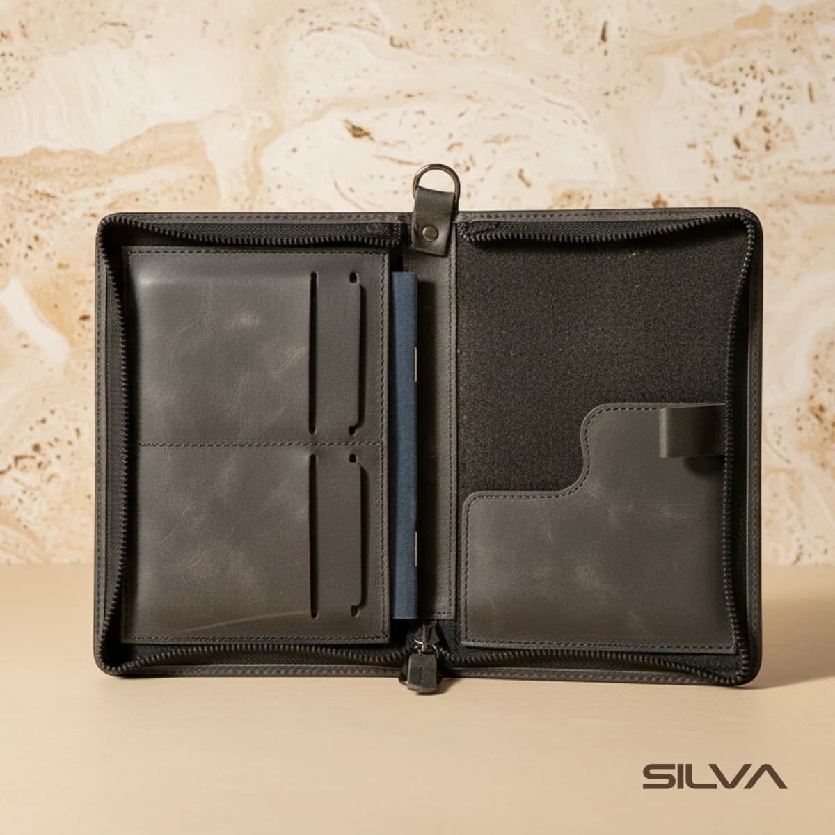 کیف پاسپورت چرم طبیعی مدل Passport Bag 23 | سیلوا چرم — تصویر ۹