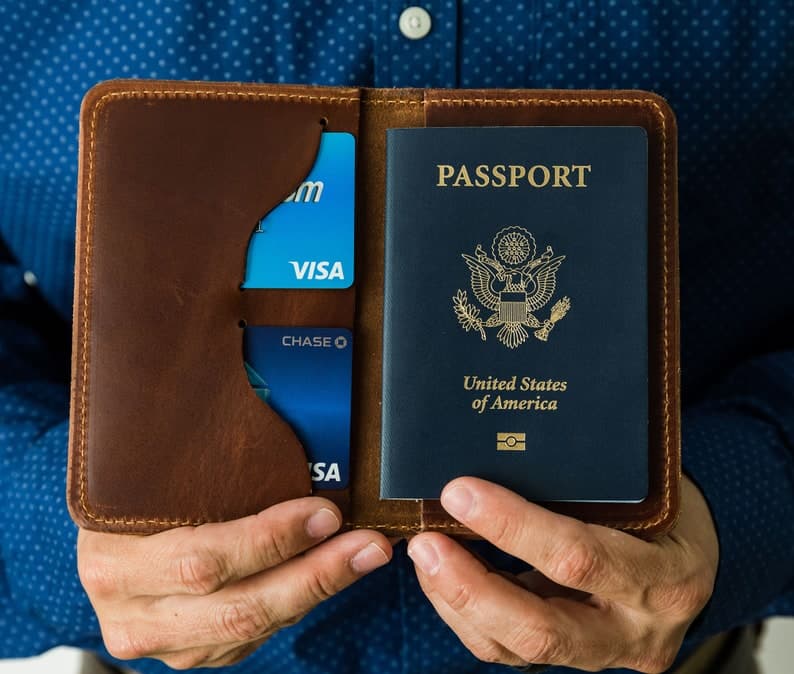 کیف پاسپورت چرم طبیعی مدل Passport Bag 22 | سیلوا چرم — تصویر ۶