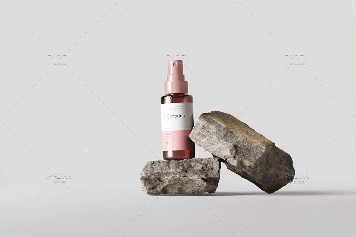موکاپ بطری اسپری شیشه ای کهربایی — تصویر ۵