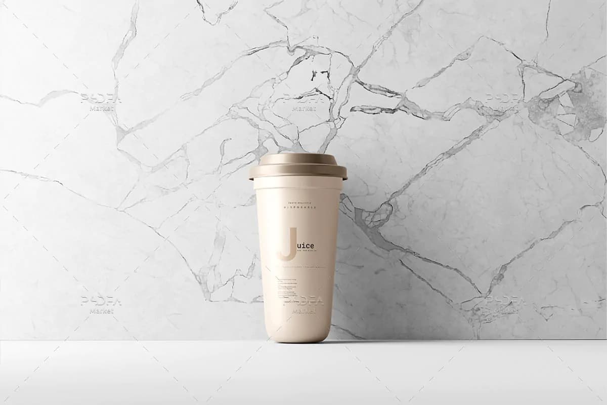 موکاپ لیوان پلاستیکی یکبار مصرف درب دار – 6 نمای مختلف — تصویر ۶