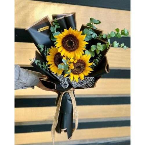 دسته گل برای شهرنت بانک شهر نازی آباد 100a1460