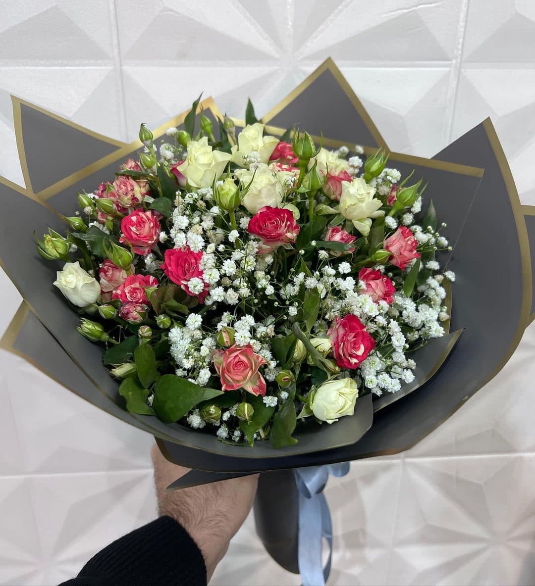 دسته گل برای ساختمان پزشکان خشایار ونک 100a1324