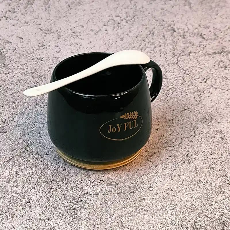 ماگ درب چوبی قاشق دار طرح Joy Ful — تصویر ۳