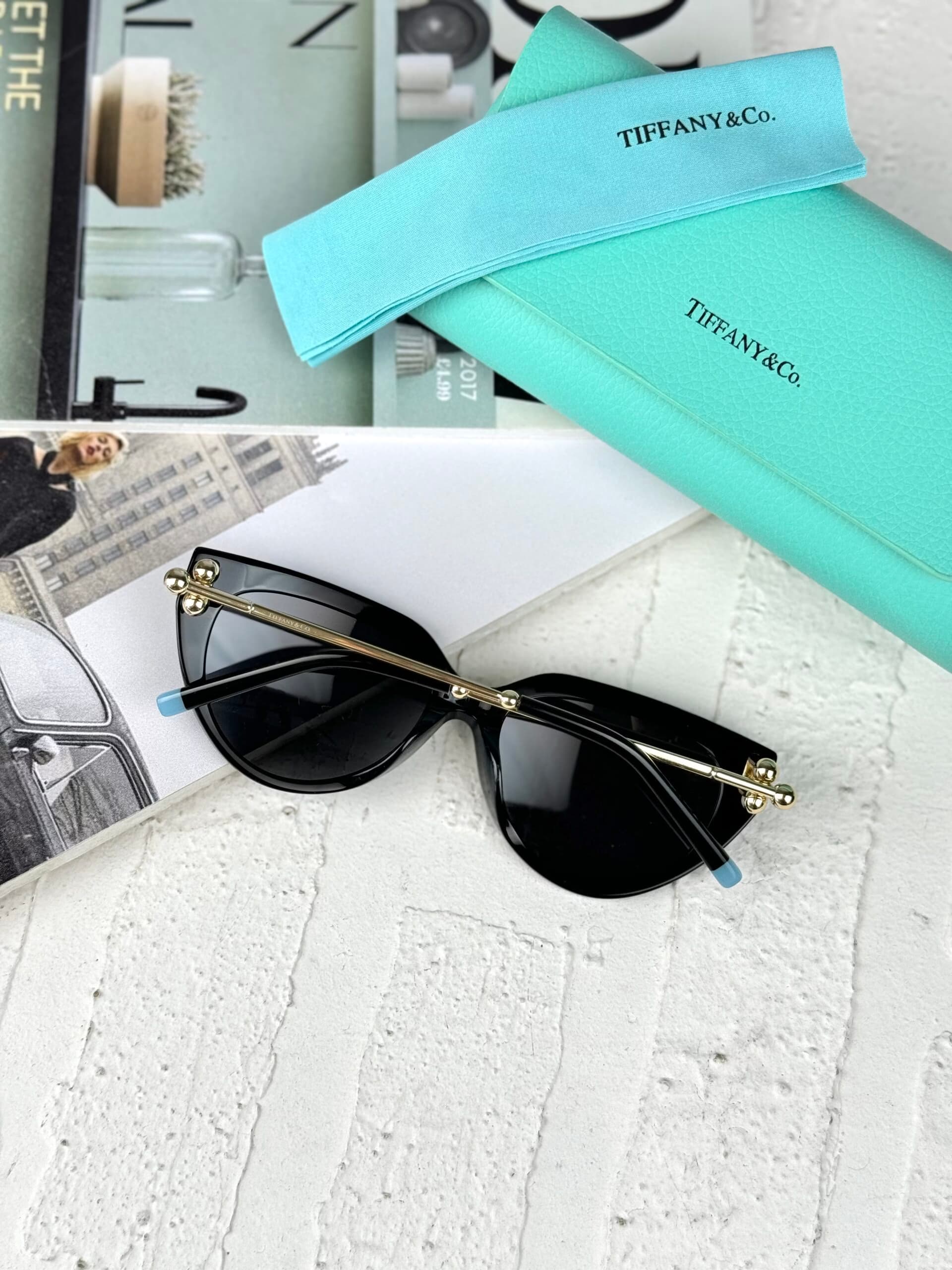 عینک آفتابی زنانه تیفانی مدل TIFFANY TF4195-F — تصویر ۵