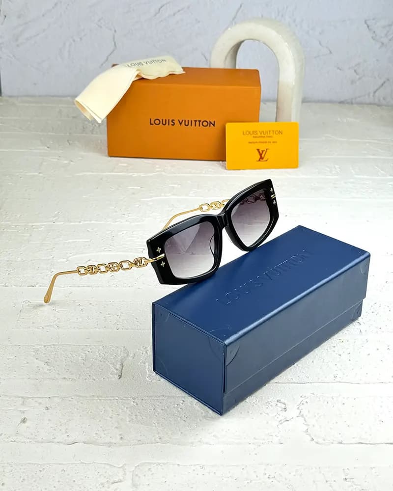 عینک آفتابی زنانه لویس ویتون مدل LOUIS VUITTON Z2130U — تصویر ۳