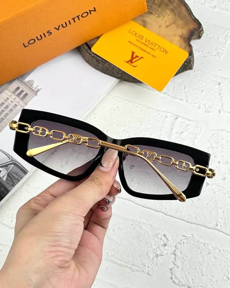عینک آفتابی زنانه لویس ویتون مدل LOUIS VUITTON Z2130U — تصویر ۷