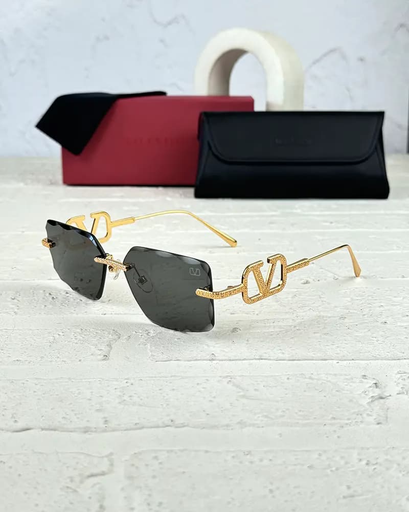 عینک آفتابی زنانه والنتینو مدل VALENTINO VA5034