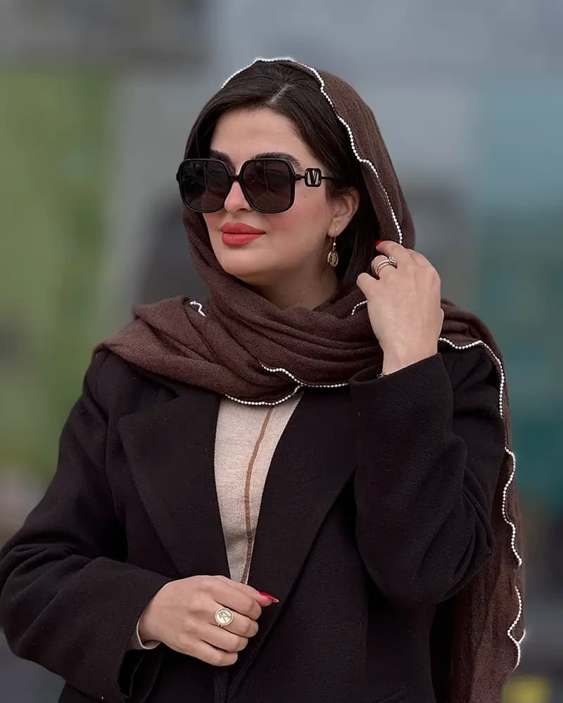 عینک آفتابی زنانه والنتينو مدل VALENTINO VA4101 — تصویر ۲