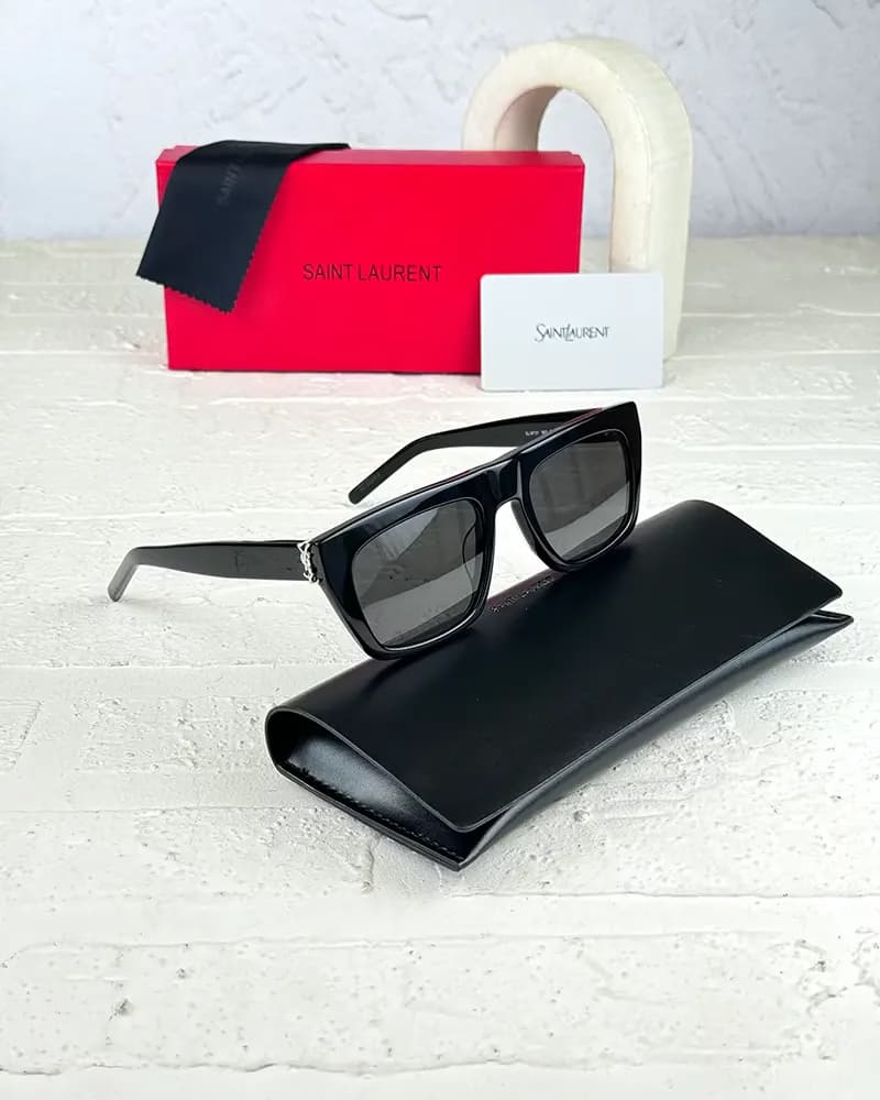 عینک آفتابی اسپرت سنت لارنت مدل SAINT LAURENT SL M131 — تصویر ۳
