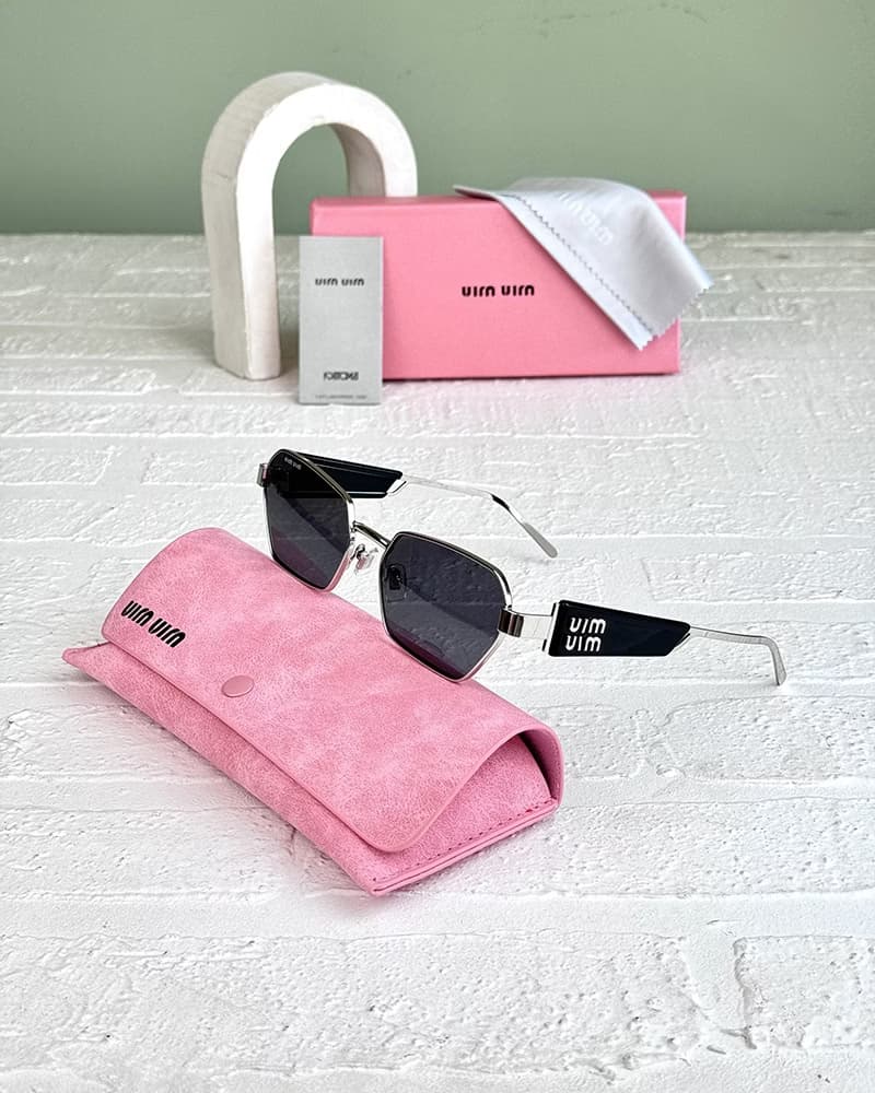 عینک آفتابی زنانه میومیو مدل MIU MIU MU53WS