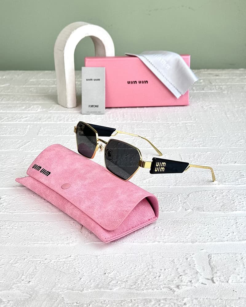 عینک آفتابی زنانه میومیو مدل MIU MIU MU53WS — تصویر ۴