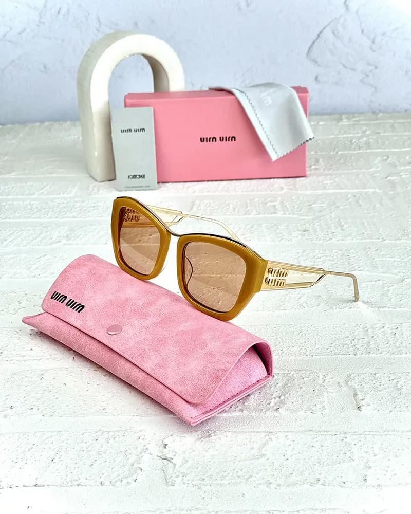 عینک آفتابی زنانه میومیو مدل MIU MIU SMU02Y