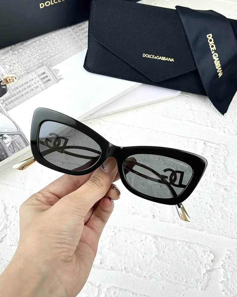 عینک آفتابی زنانه دولچه گابانا مدل DOLCE&GABBANA DG4467B — تصویر ۴