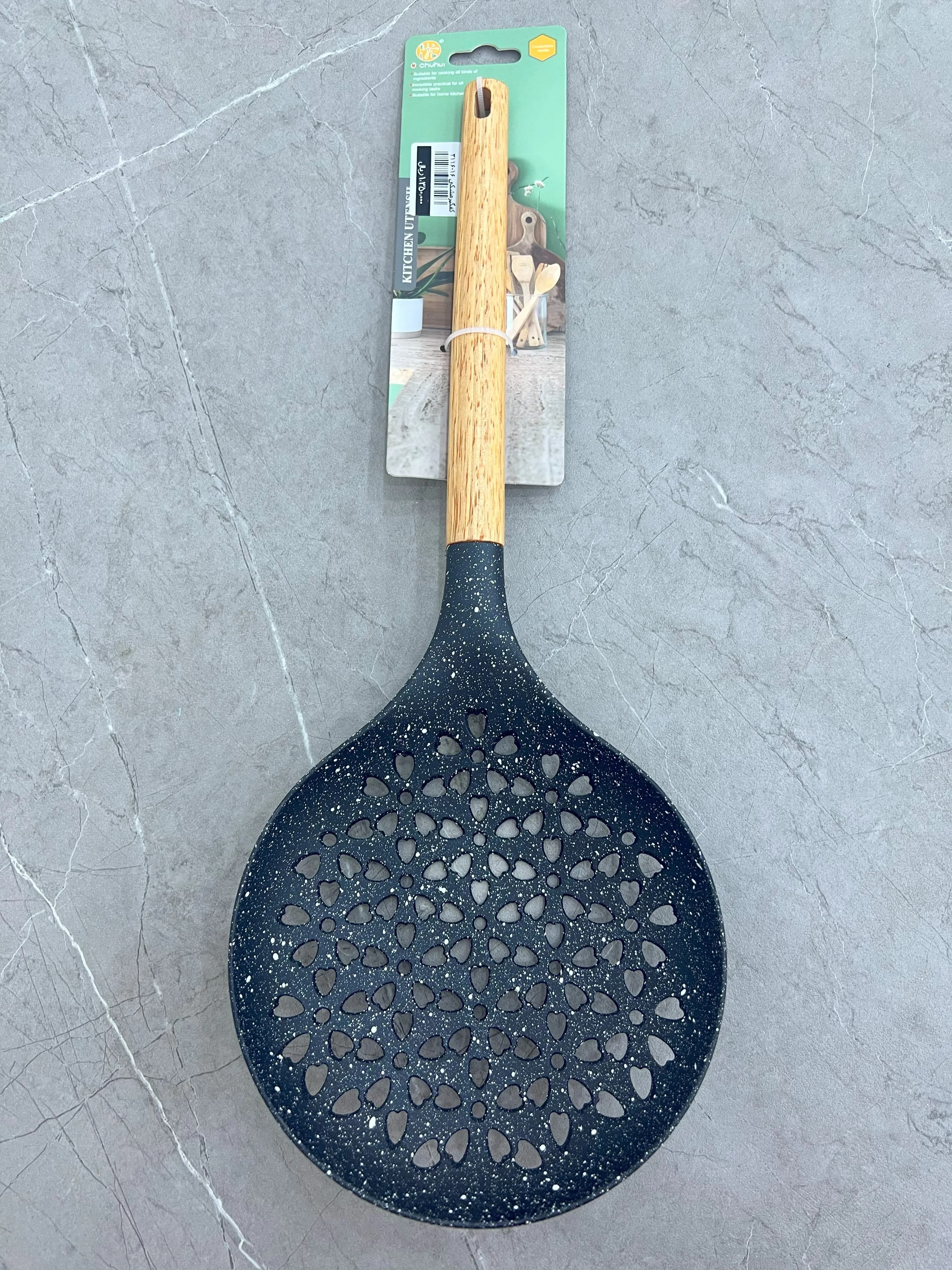 کفگیر مشکی بزرگ دسته چوبی 3116-13 وارداتی (x)