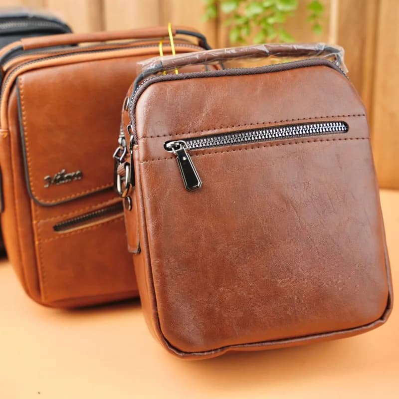 کیف دوشی کوچک لب کج مردانه 21-27 — تصویر ۵