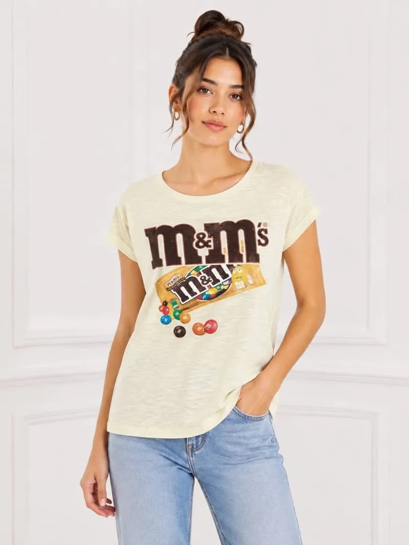تیشرت زنانه کرم طرح M&M