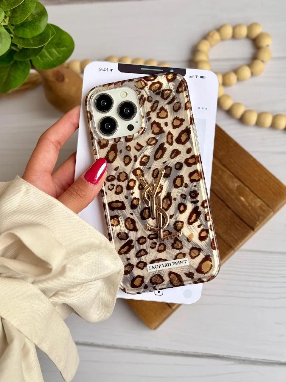 قاب براش yves saint laurent leopard سامسونگ و شیائومی (کدC2166) مناسب برای S25 Ultra — تصویر ۲