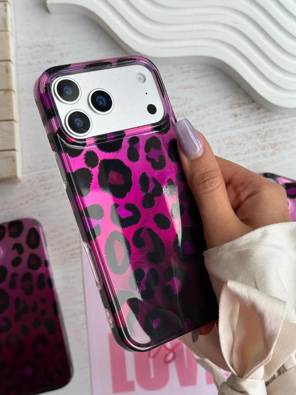 قاب Foxy Violet آیفون (کدC2227) مناسب برای iPhone 15Pro — تصویر ۵