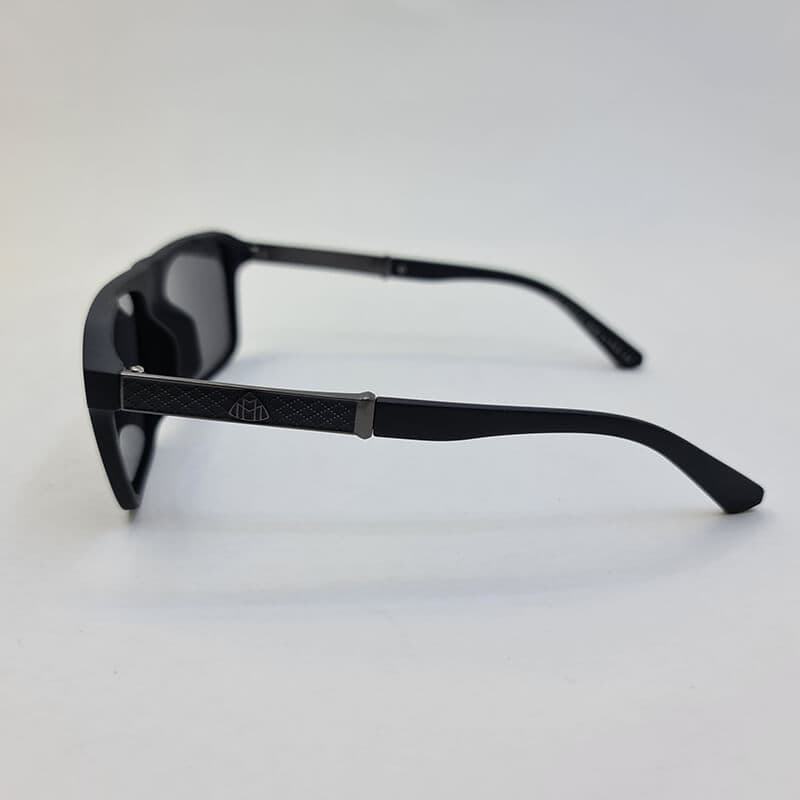 عینک آفتابی پلاریزه برند MAYBACH با فریم مشکی مات و لنز تیره مدل D22814P — تصویر ۵