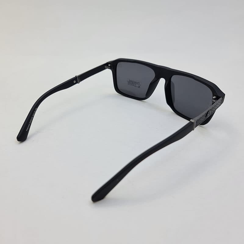 عینک آفتابی پلاریزه برند MAYBACH با فریم مشکی مات و لنز تیره مدل D22814P — تصویر ۸