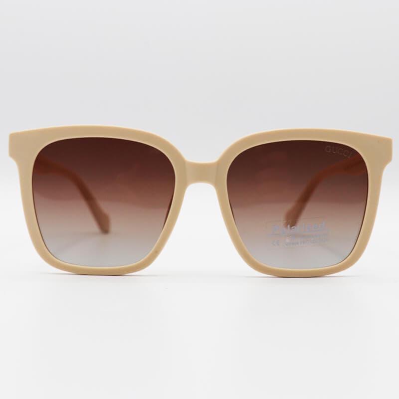 عینک آفتابی GUCCI با فریم مربعی شکل، کرمی رنگ و عدسی قهوه ای و پلرایزد مدل D2345P — تصویر ۲