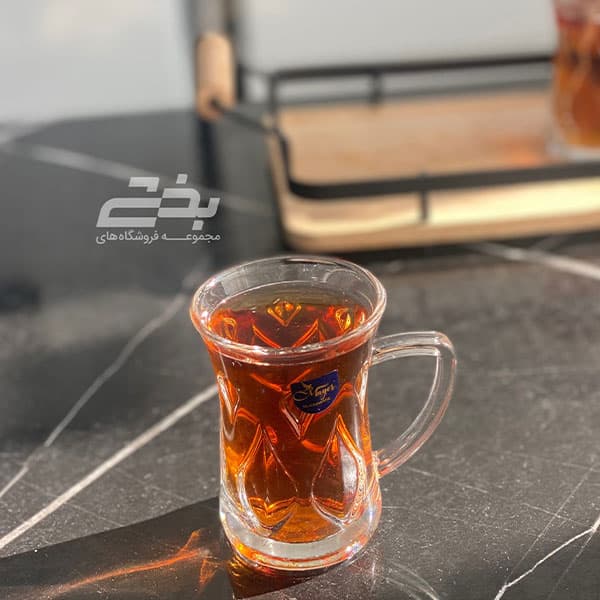 نیم لیوان ثمین اصفهان — تصویر ۴