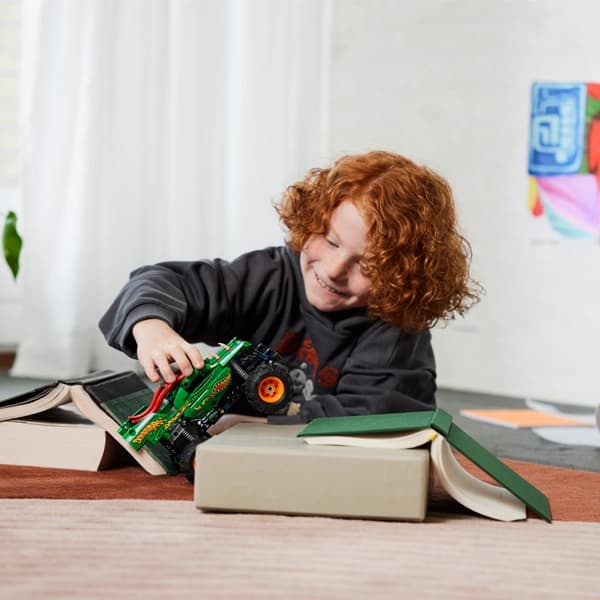 لگو Technic مدل 42149 Monster Jam Dragon — تصویر ۵