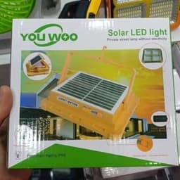 چراغ پرژکتور خورشیدی 100 وات بدون نیاز به برق و باطری — تصویر ۵