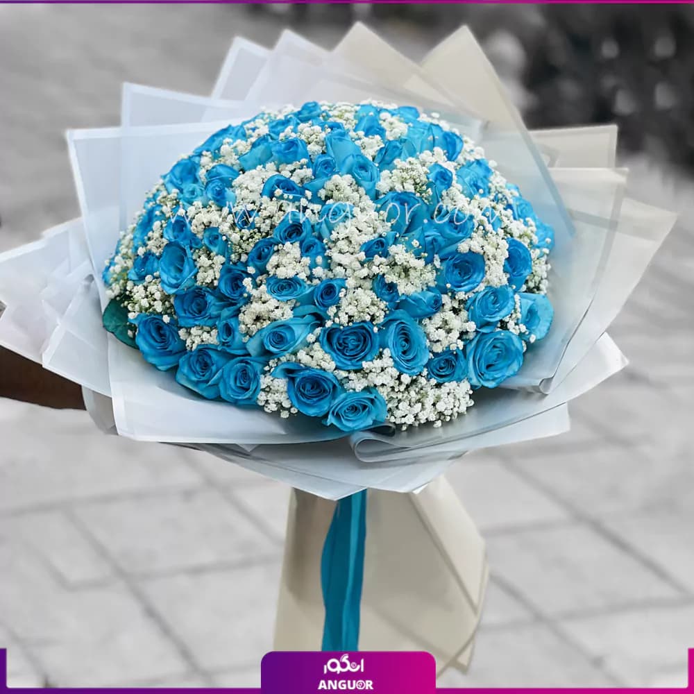 دسته گل رز بهشت آبی