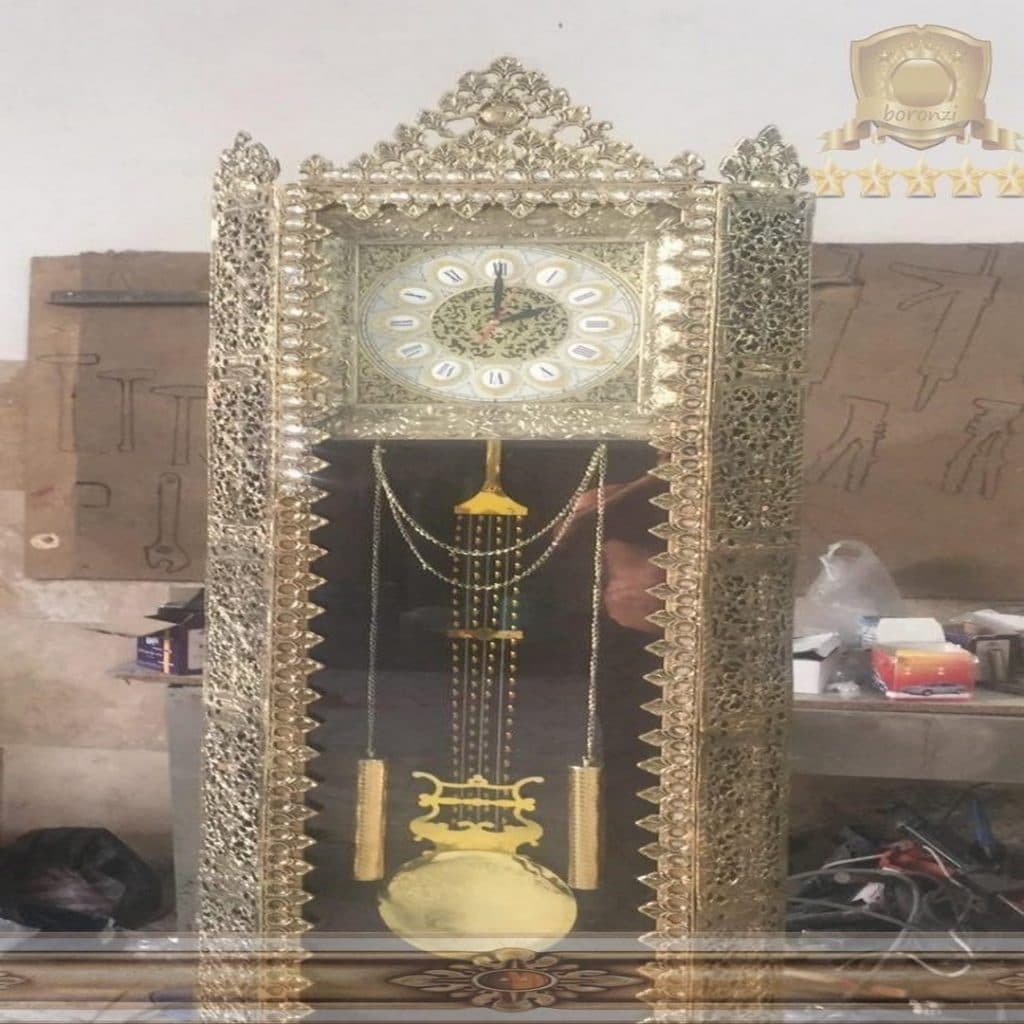 ساعت ایستاده برنزی ریخته کد ۳۶۱