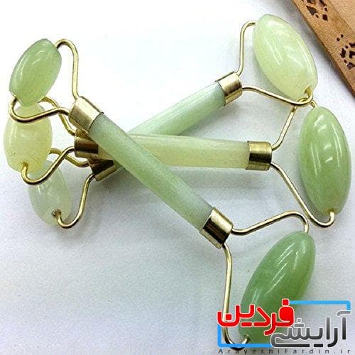 ماساژور صورت جید رولر یشم — تصویر ۳