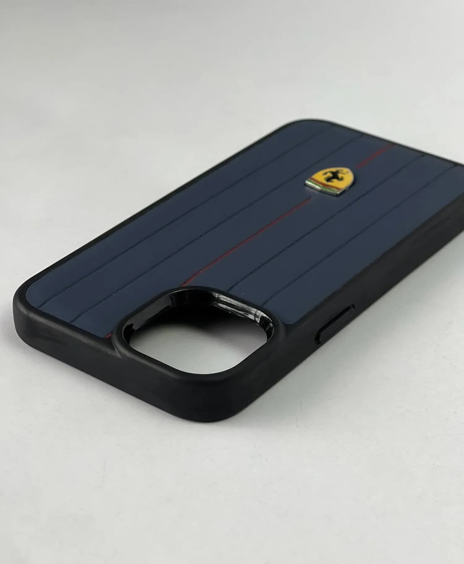قاب چرمی طرح فراری گوشی موبایل آیفون Iphone 14 Pro Max — تصویر ۲