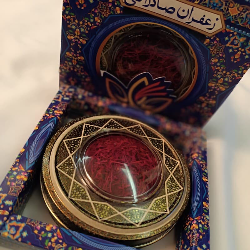 زعفران خاتم یک مثقالی (پک 10 عددی) | زعفران مرغوب | زعفران درجه یک سوپر صادراتی | زعفران اصل | خالص | زعفران صادراتی | زعفرون | زعفران طبیعی | زعفران باکیفیت | زعفران برند | نگین زعفران | — تصویر ۲