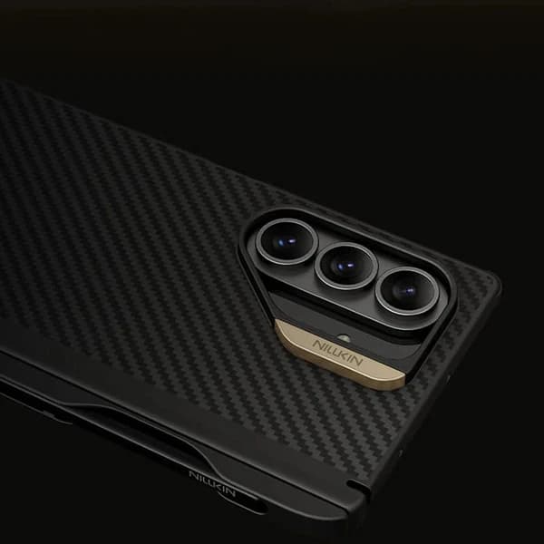 قاب مگنتی فیبری با اسلات قلم Samsung Galaxy Z Fold 7 مارک نیلکین مدل Synthetic Fiber Pro — تصویر ۶