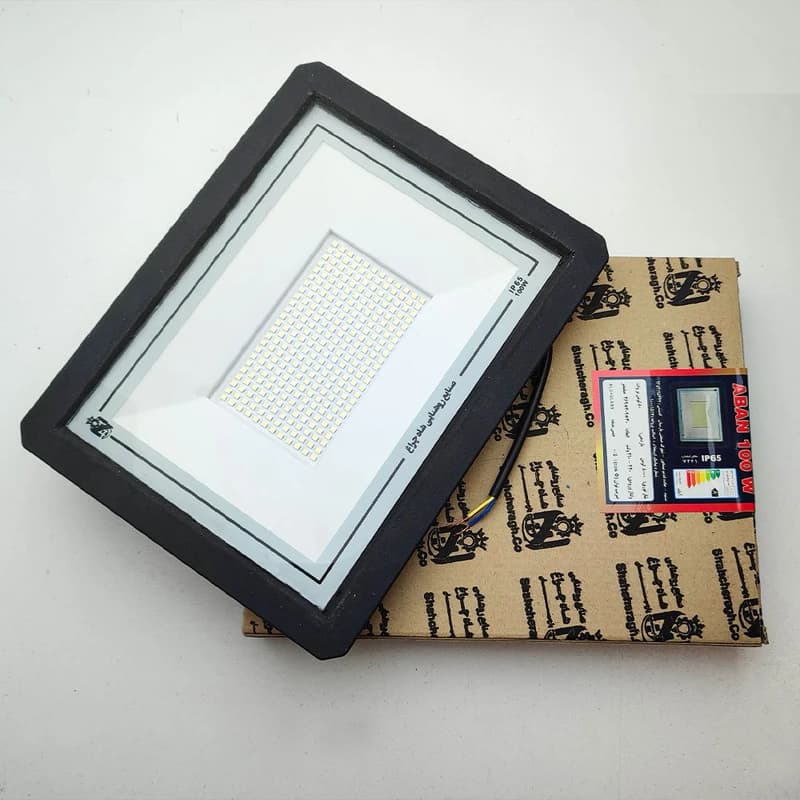 پروژکتور LED ضدآب شاهچراغ مدل آبان ظرفیت ۱۰۰ وات — تصویر ۲