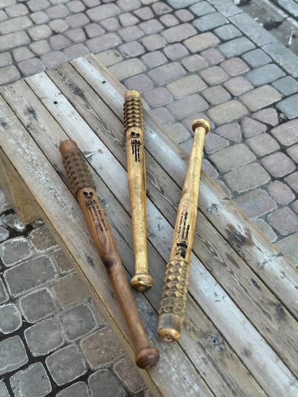 چوب بیسبال خاردار گردویی ۷۵ سانت