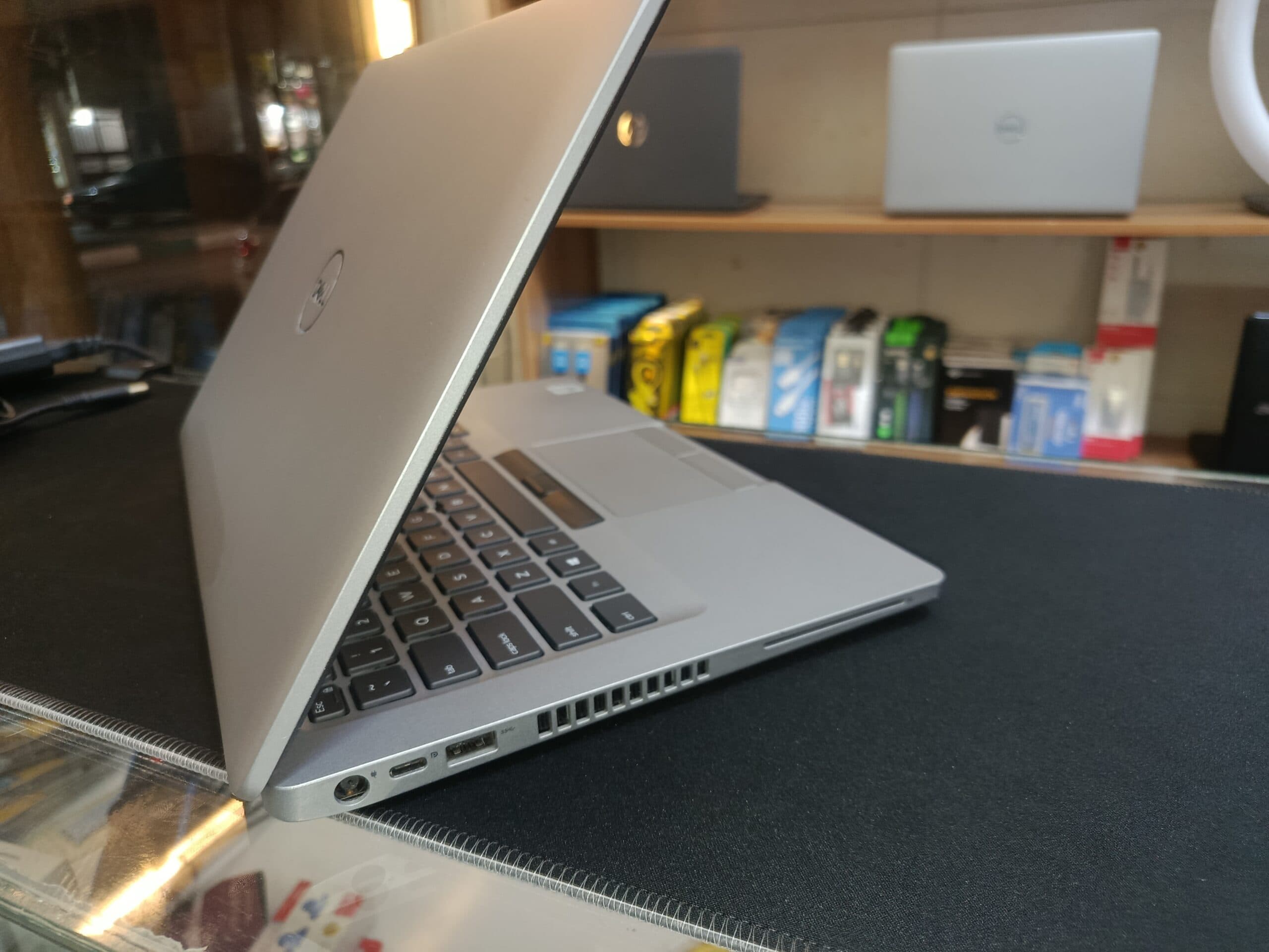 لپ تاپ استوک دل Latitude 5410 پردازنده Core i5 — تصویر ۲